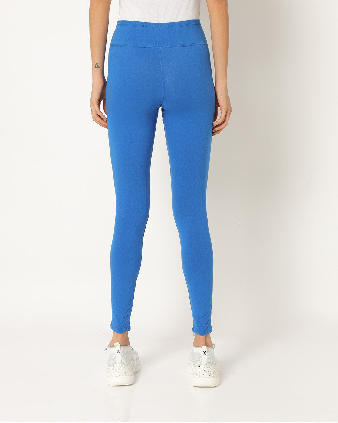 Women's Royal Blue Calf-Length Sports Leggings - Stay Comfortable and  Stylish | Sportsqvest